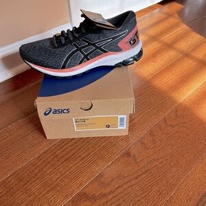 Carrier Grey/Black,Peacot